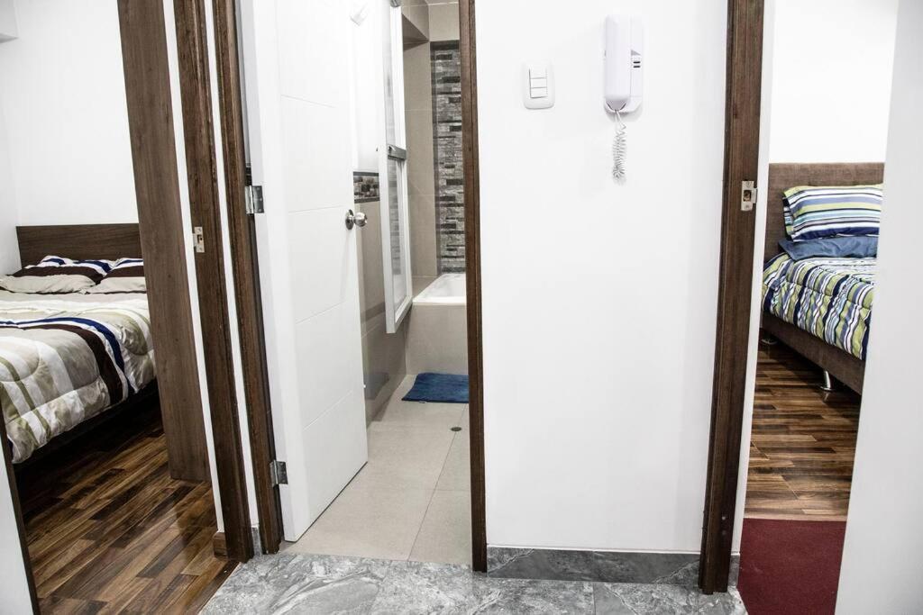 Apartment Sweet Deluxe